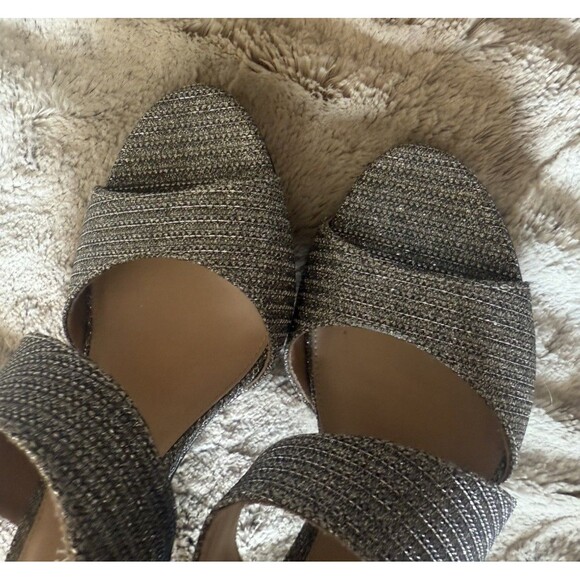 Christian Siriano Silver Shimmer Party Pumps 3.5" Heels Open Toe Ankle Strap 7 - Picture 8 of 9